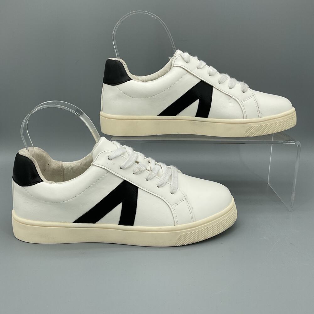 MIA Women’s Italia Low Top Sneakers White Size 8M